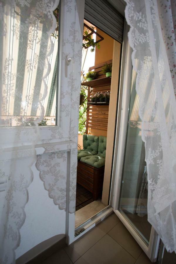 Appia Tourist Apartment Рим Екстер'єр фото