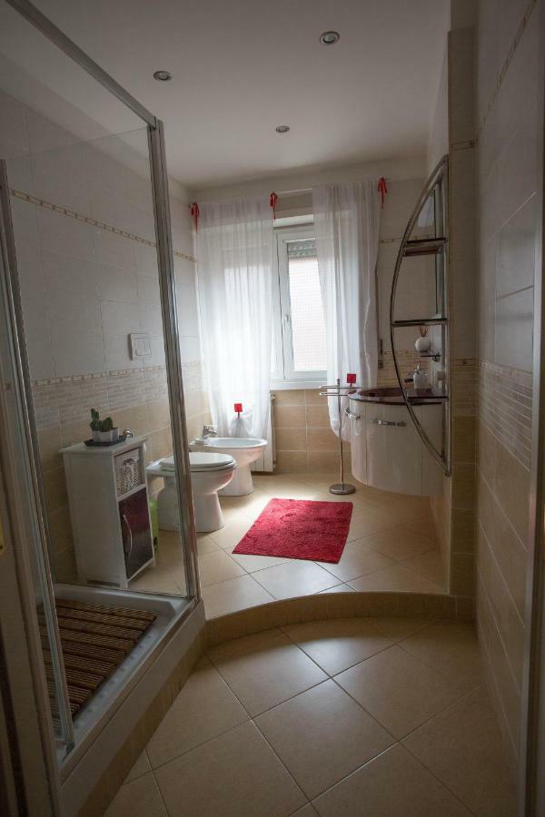 Appia Tourist Apartment Рим Екстер'єр фото