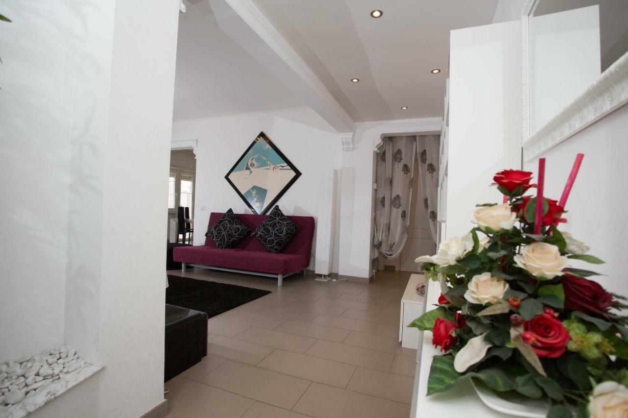 Appia Tourist Apartment Рим Екстер'єр фото