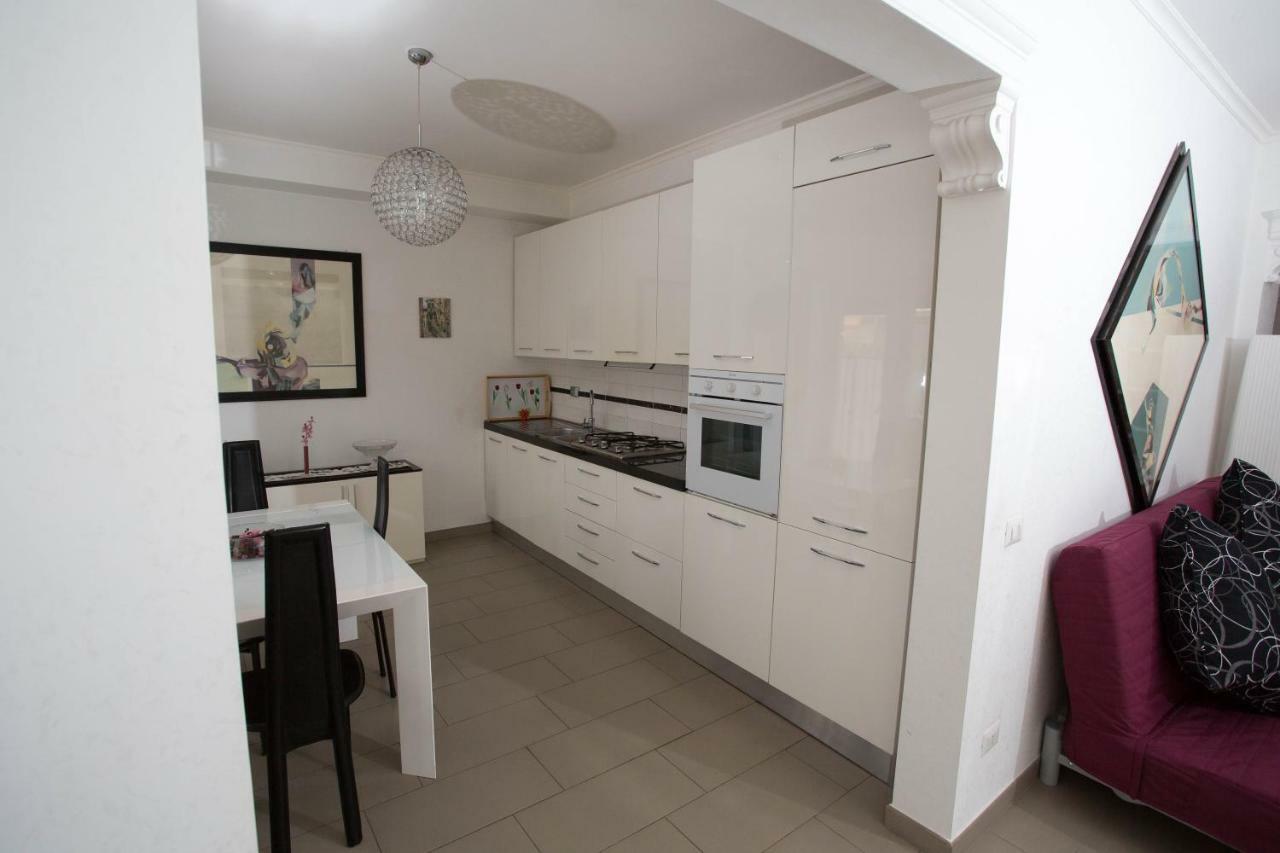 Appia Tourist Apartment Рим Екстер'єр фото
